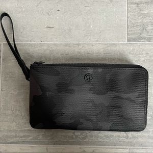 NWOT Lululemon Camo Double Up Wallet